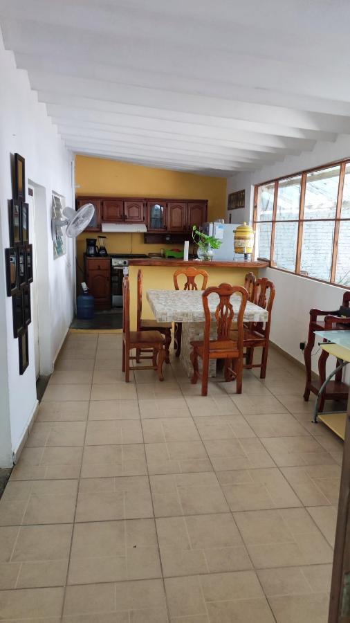 Casa Sixta A 7Min Del Aeropuerto Internacional Pmx Y 2 Cuadras Terminal Autob Ado Ξενοδοχείο Puerto Escondido  Εξωτερικό φωτογραφία